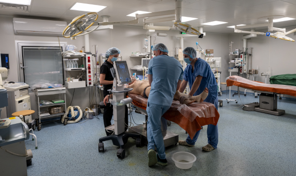medical-aid-Ukraine-how-doctors-save-lives